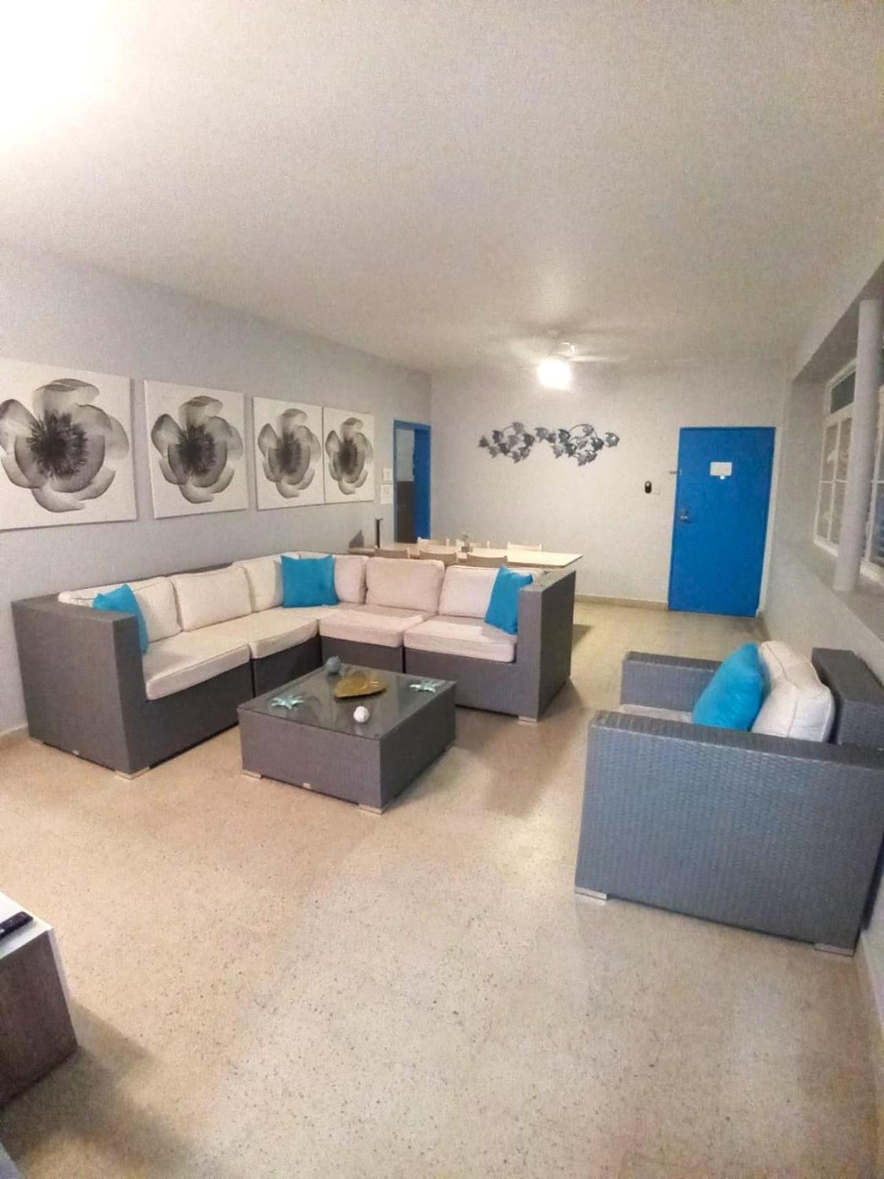P4 Pr Rentals Condado Beach Guesthouse San Juan Ngoại thất bức ảnh