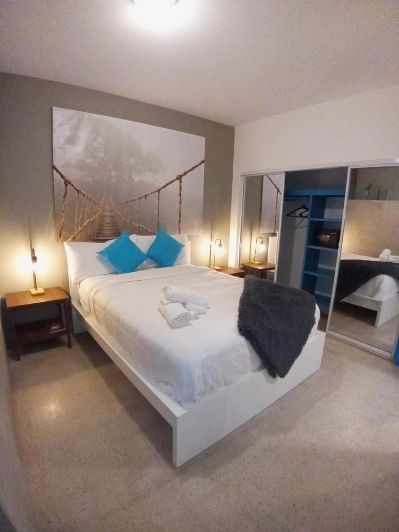 P4 Pr Rentals Condado Beach Guesthouse San Juan Ngoại thất bức ảnh